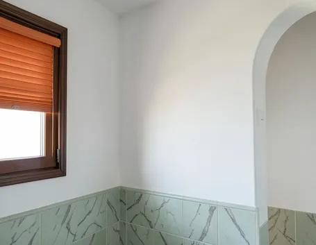 Pittura antimuffa bianca